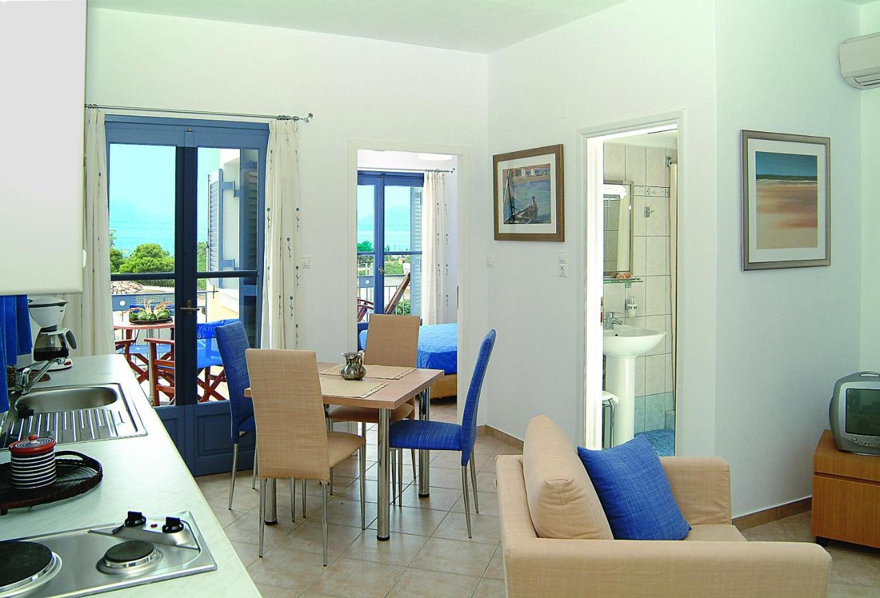 Fistikies Holiday Apartments Aegina Zimmer foto